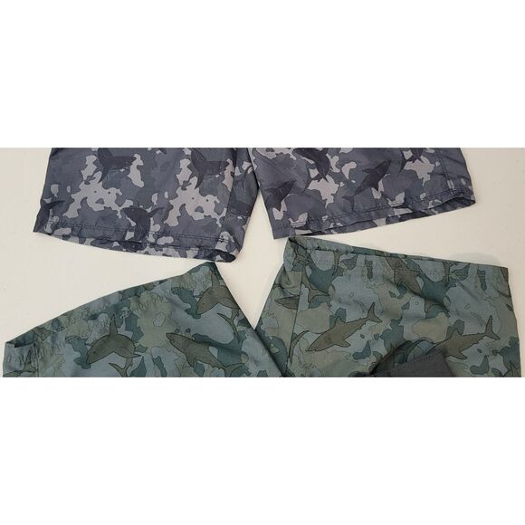 Lot of 2 G.H. Bass & Co. Men's 34 x 9.5 Hybrid Swim Shorts Shark Pattern Grey/GN - Picture 16 of 16